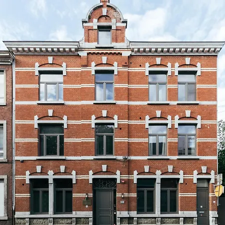 Nour Yetişkin Oteli *