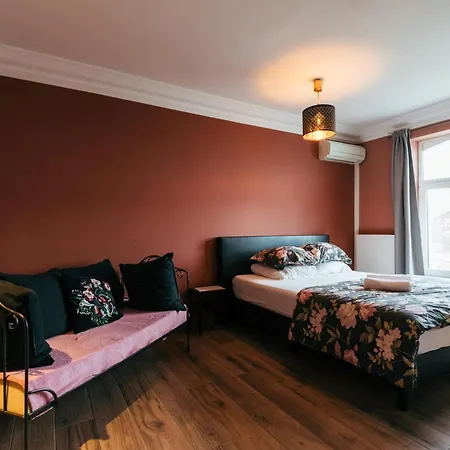 Nour Motel para Casais Liège
