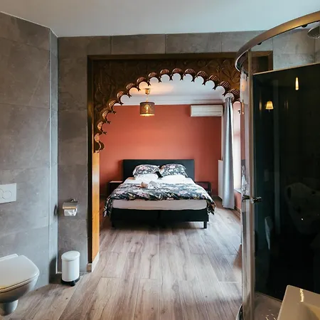 Motel para Casais Nour